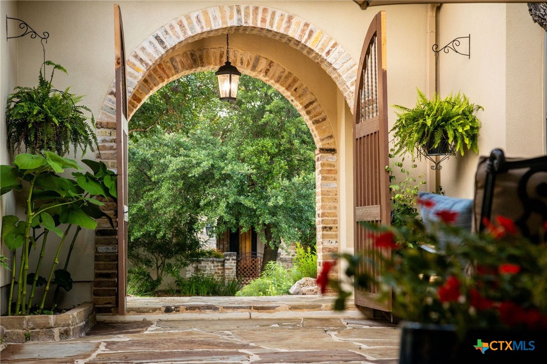 1114 Tuscan Ridge