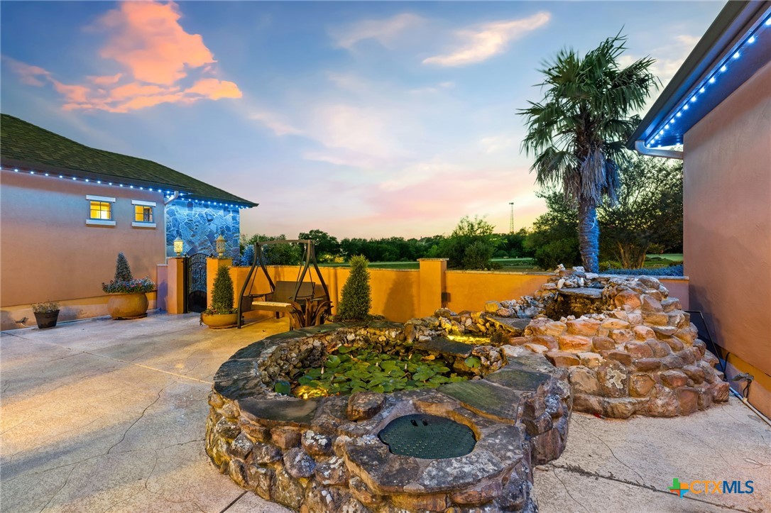 1216 Porto Point