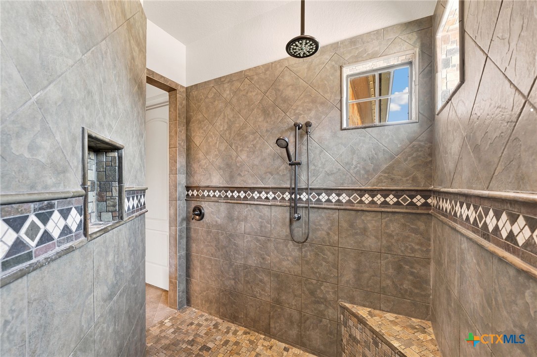 1216 Porto Point