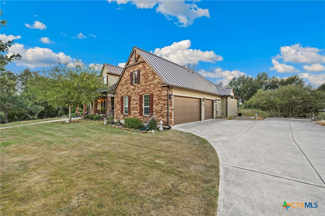 1015 Provence Place