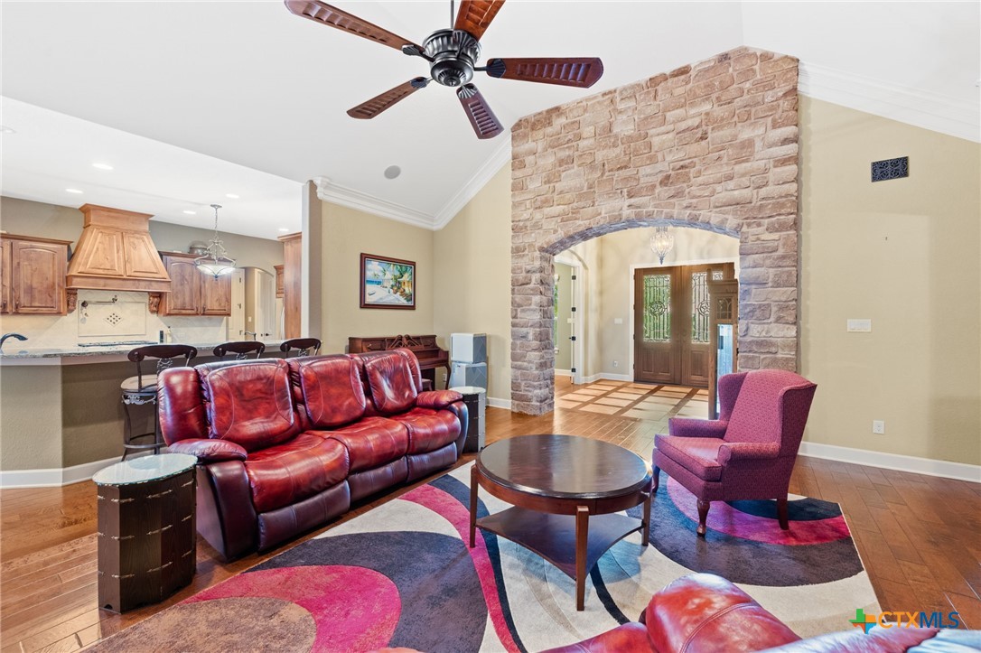 1015 Provence Place