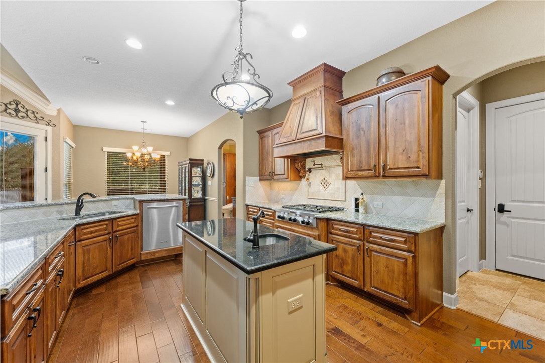 1015 Provence Place