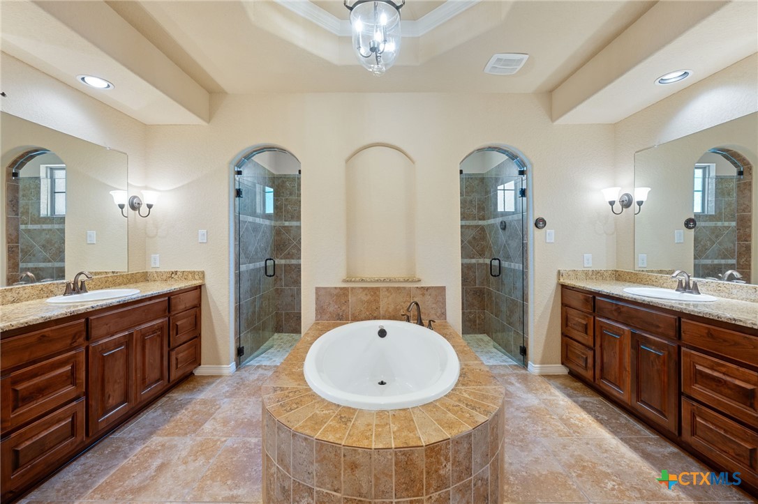 1231 Porto Point