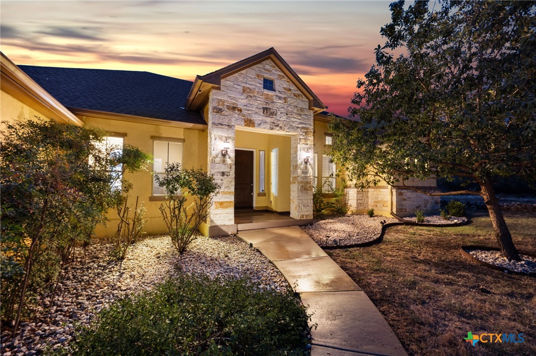 1231 Porto Point