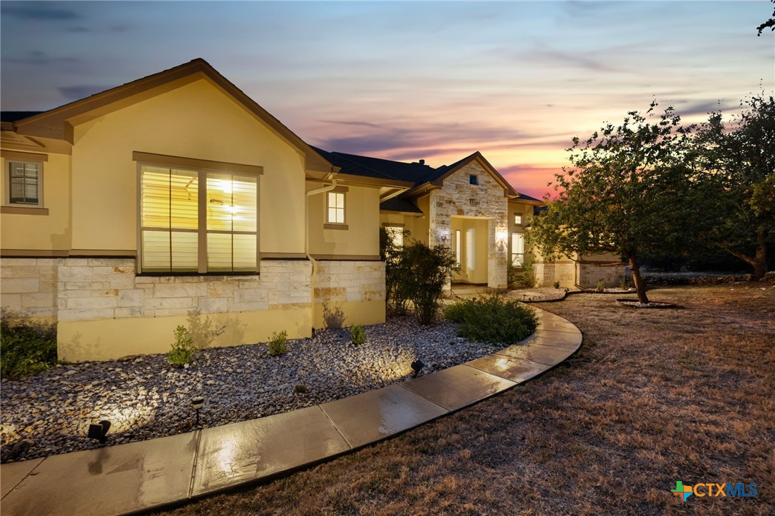 1231 Porto Point