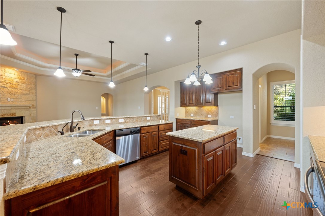 1231 Porto Point
