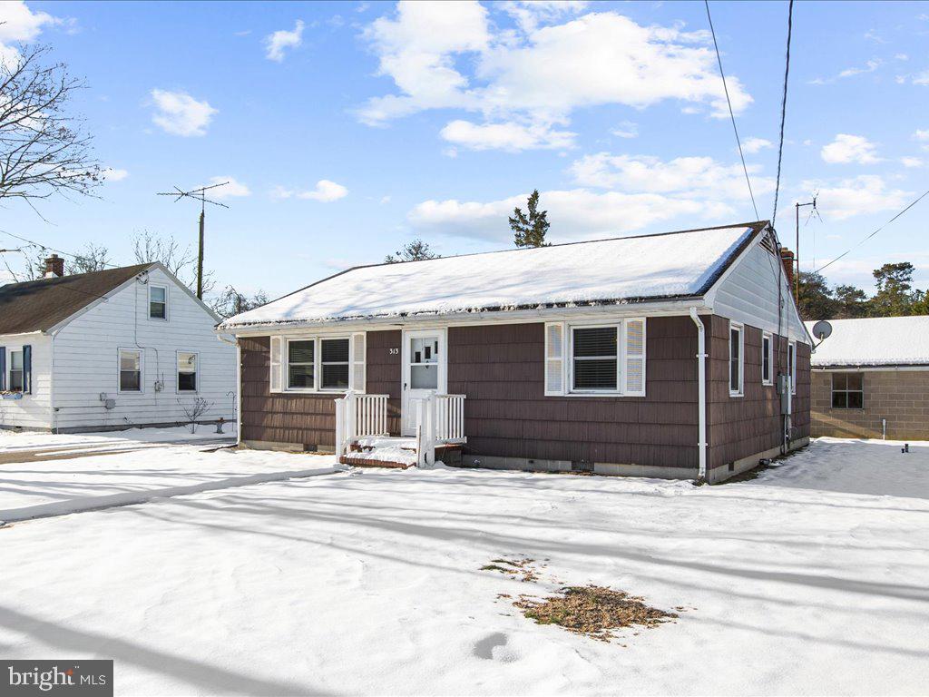 313 Reliance Ave