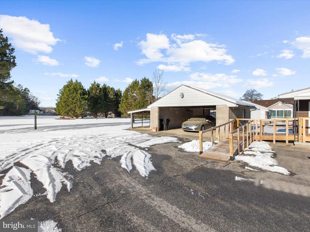 313 Reliance Ave