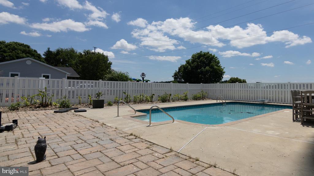 22716 Havercamp Rd
