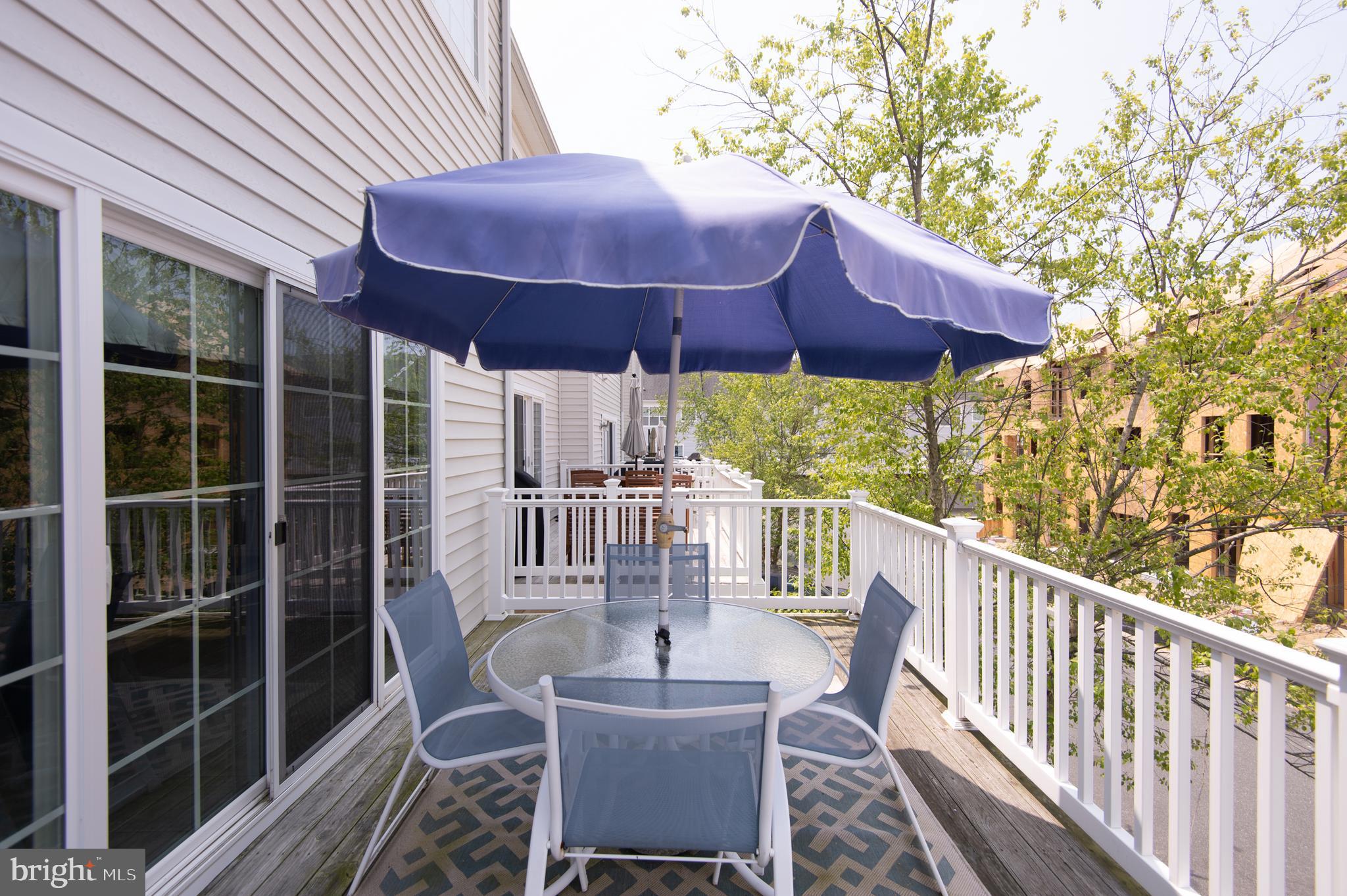 411 Waterfield Ct