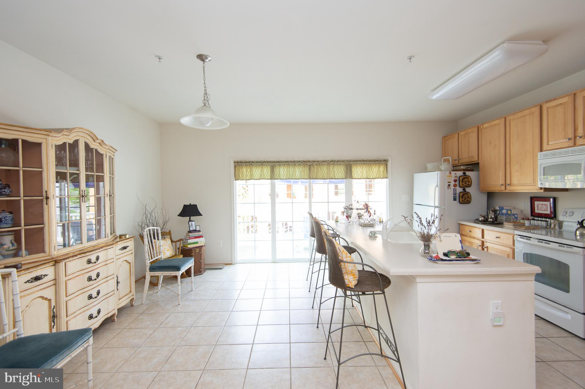 411 Waterfield Ct
