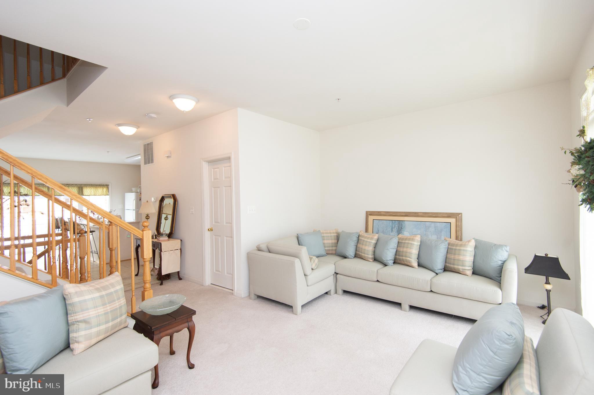 411 Waterfield Ct