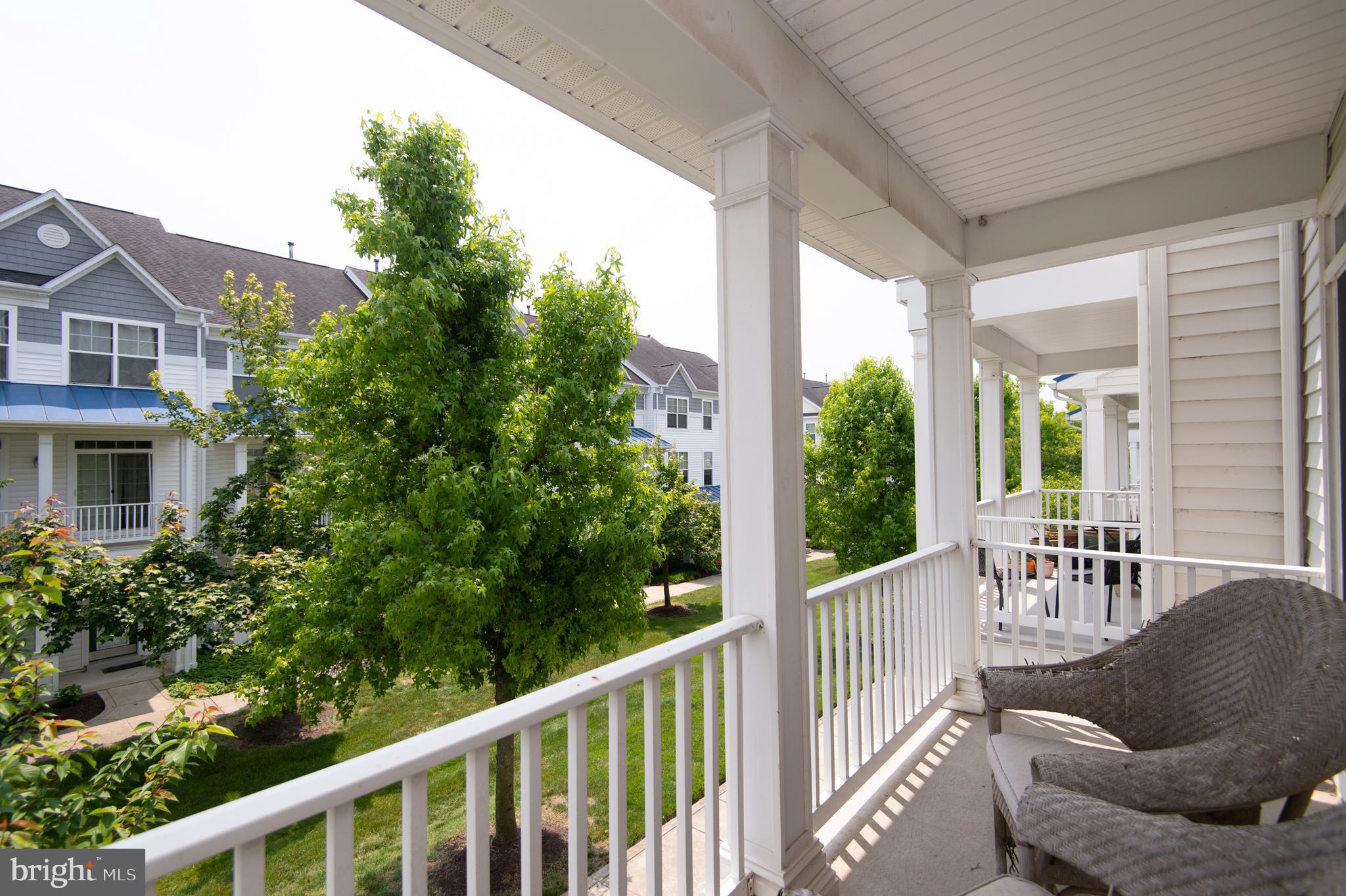411 Waterfield Ct