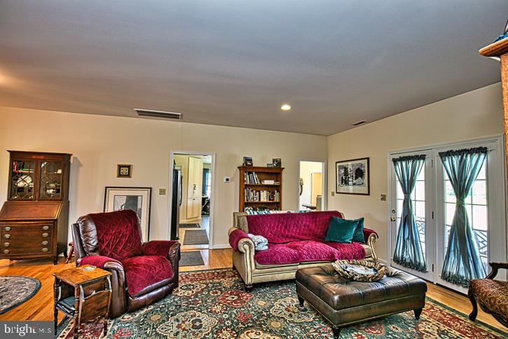 5503 Autumn Grove Rd