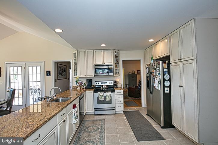 5503 Autumn Grove Rd