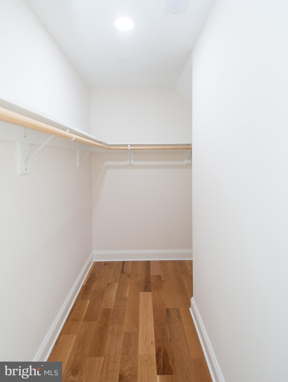 5 Sandy Acres Rd