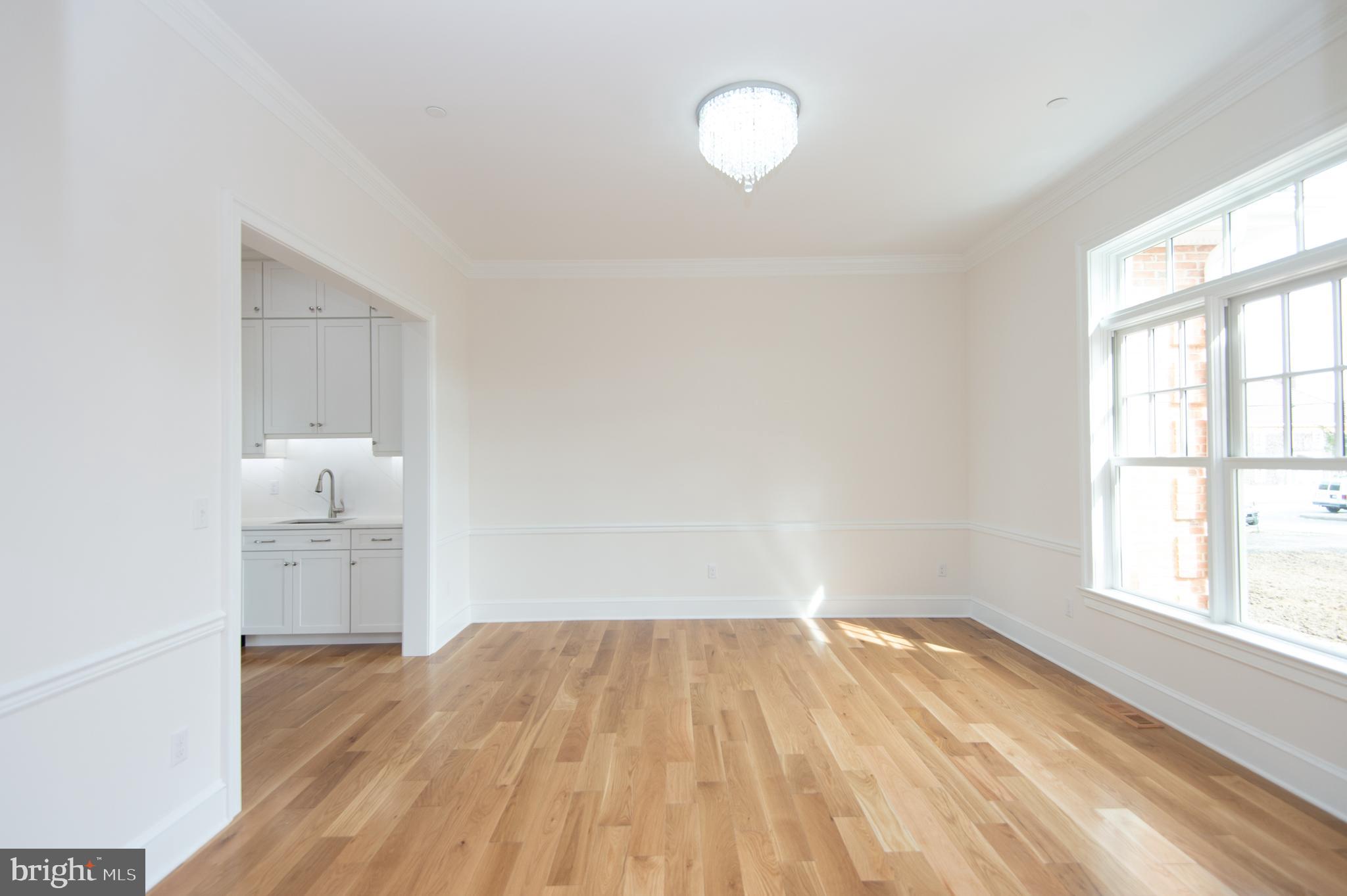 5 Sandy Acres Rd