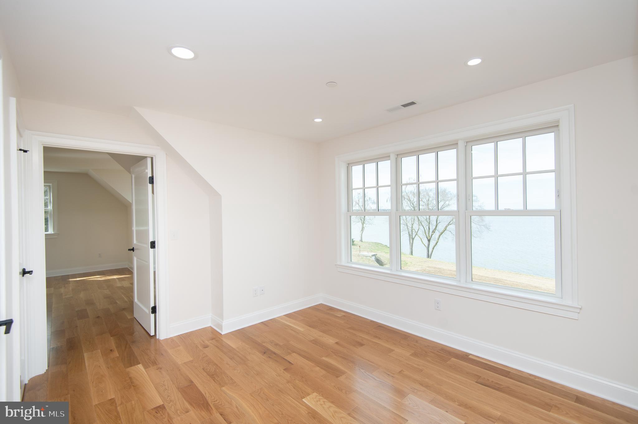 5 Sandy Acres Rd