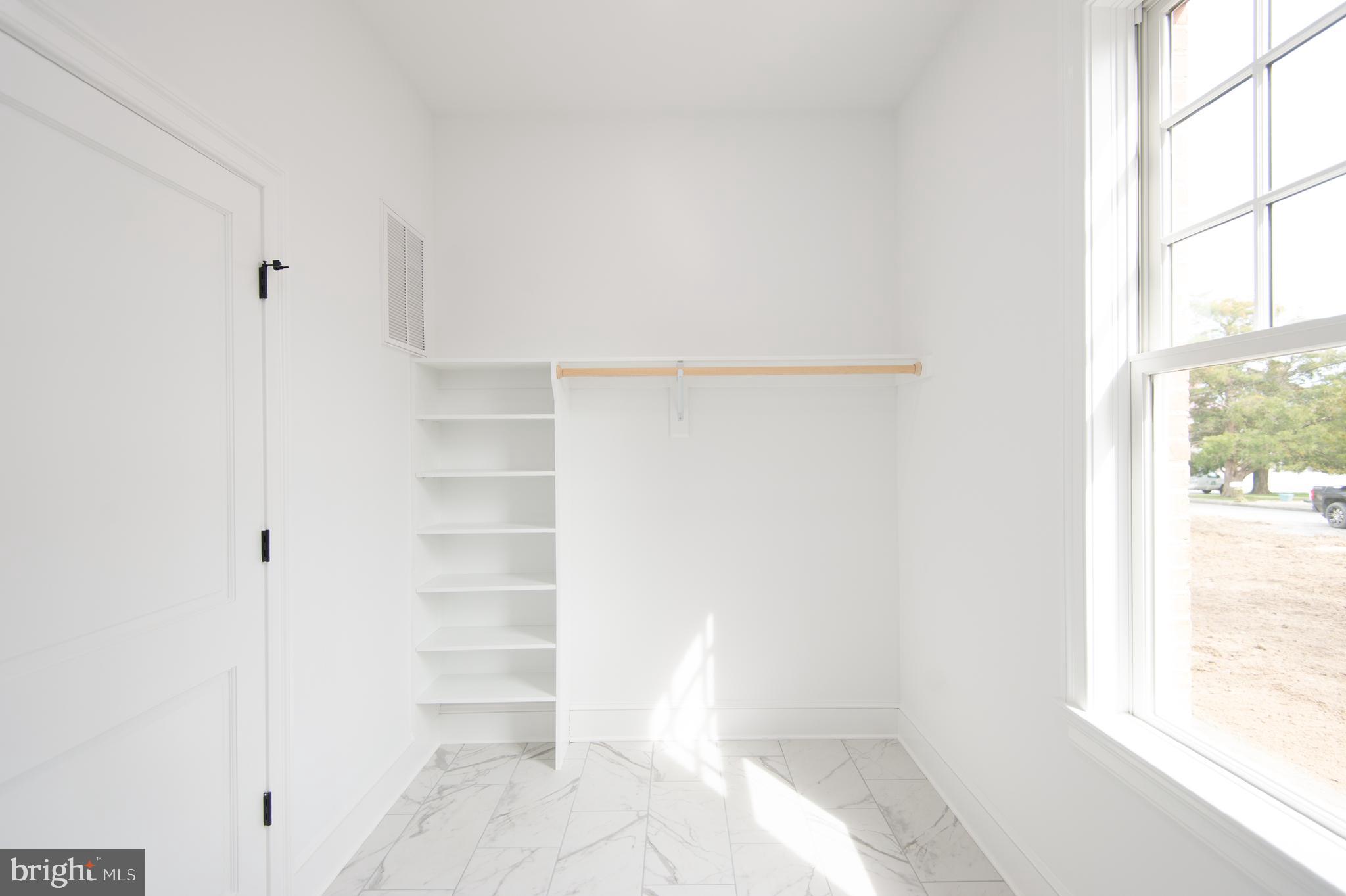 5 Sandy Acres Rd