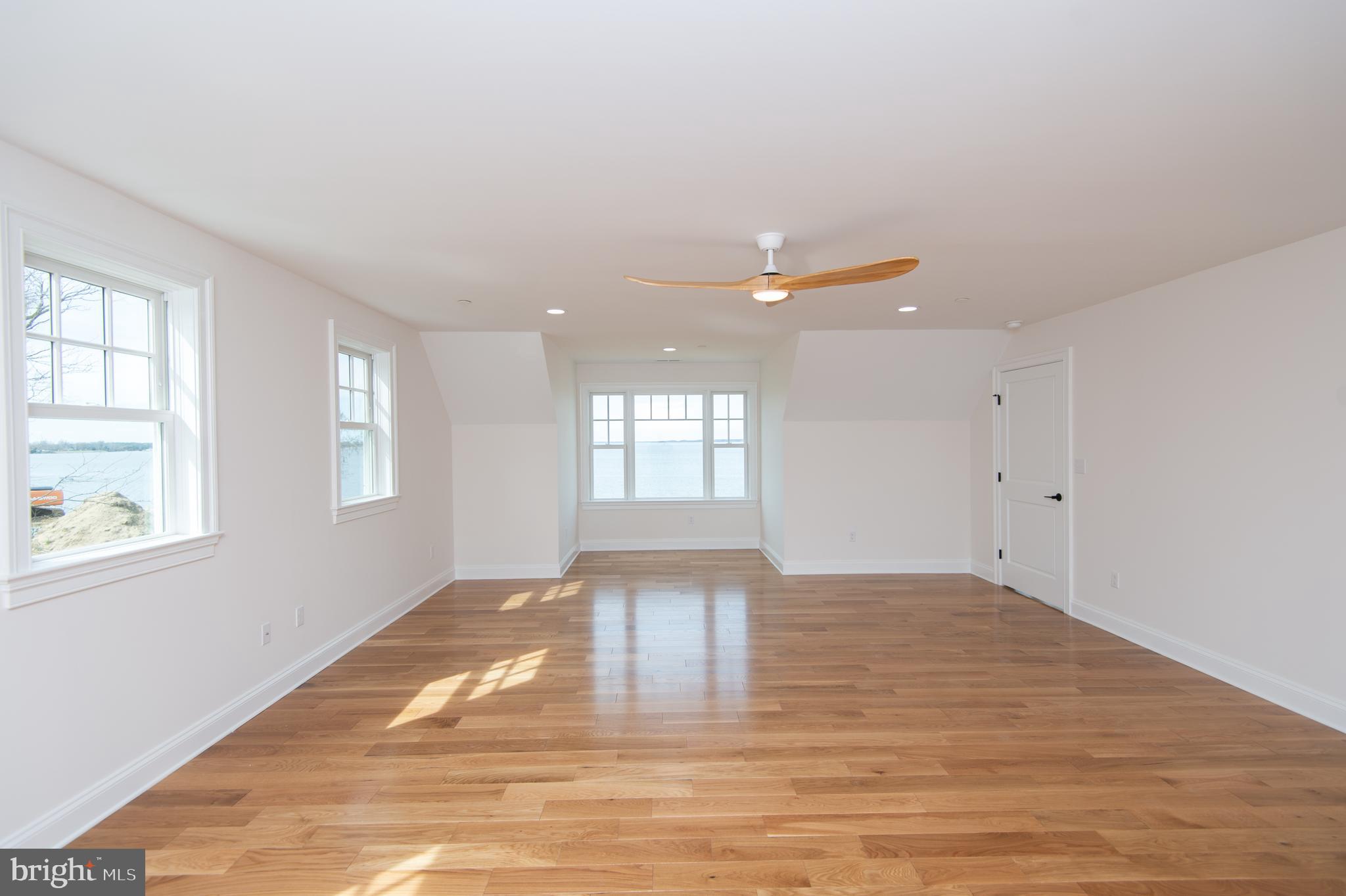 5 Sandy Acres Rd