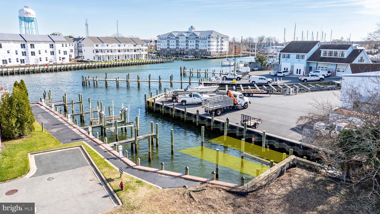 300 Muir St #Boat Slip