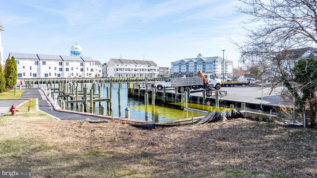 300 Muir St #Boat Slip