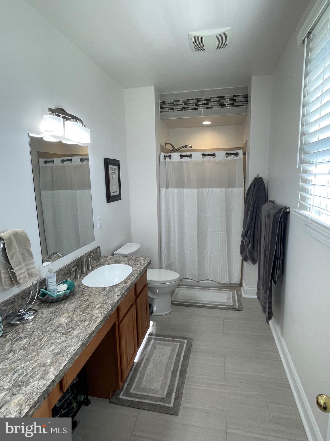 646 Roberts Station Rd