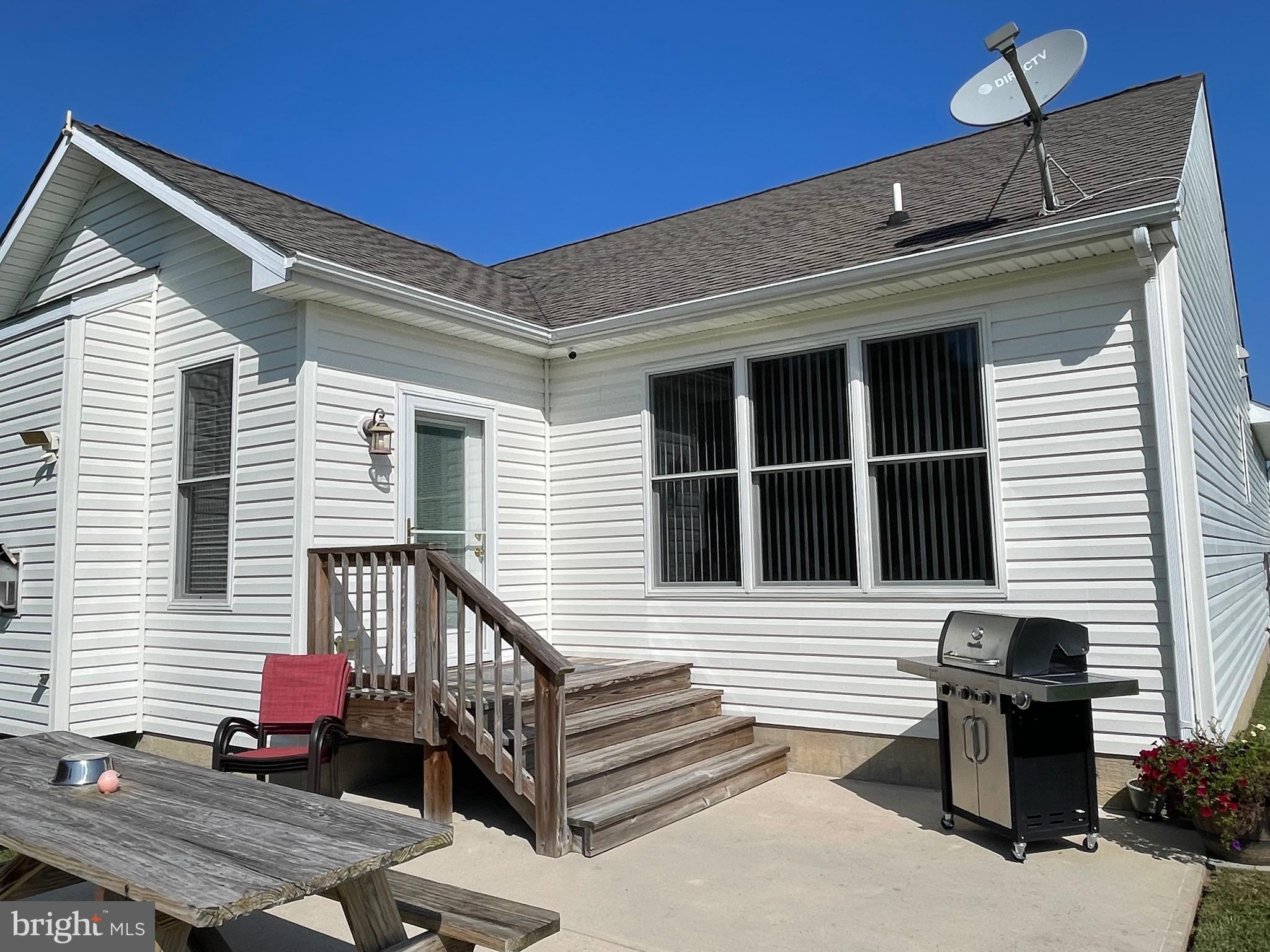 646 Roberts Station Rd