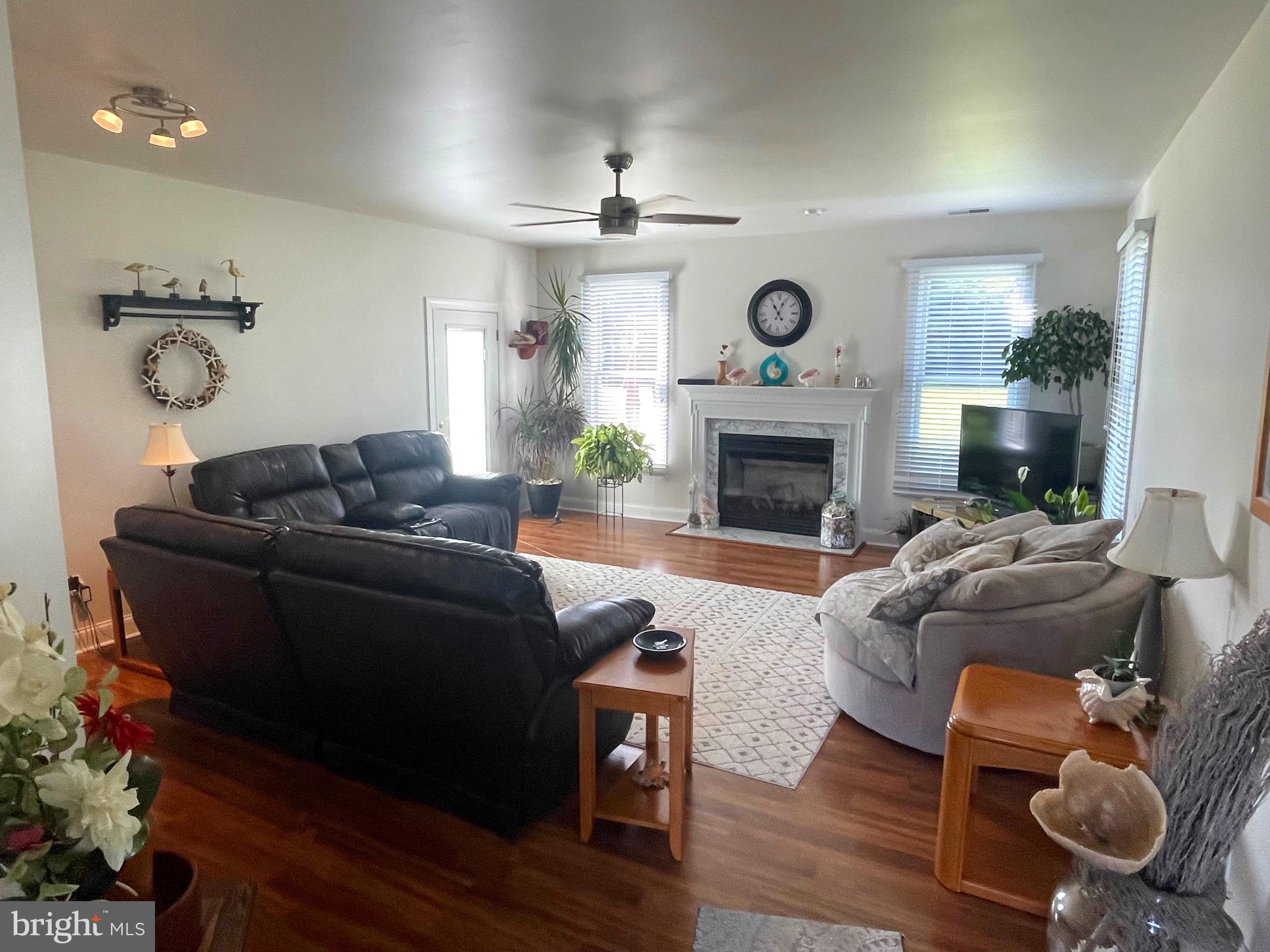 646 Roberts Station Rd