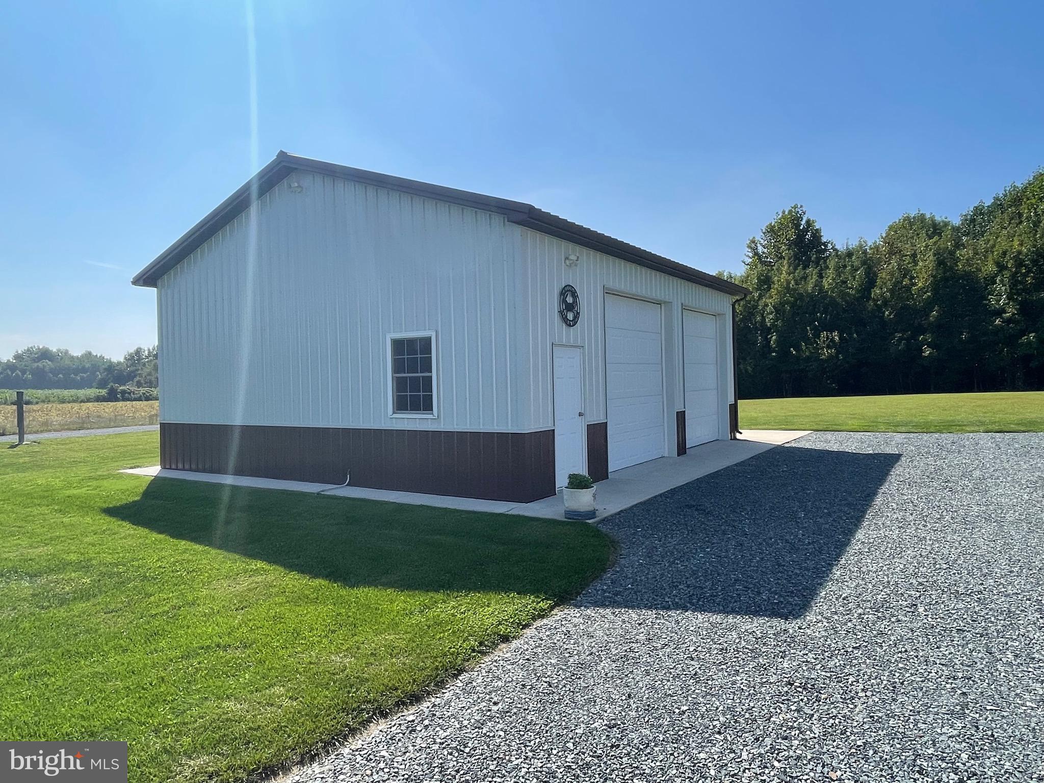 646 Roberts Station Rd