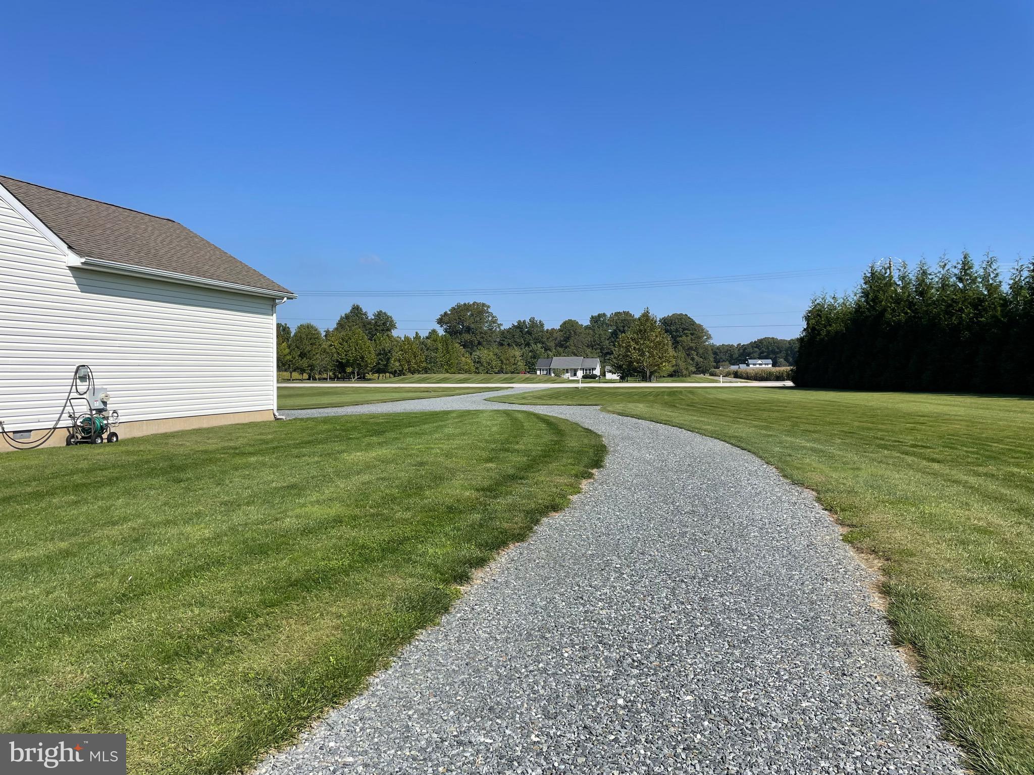 646 Roberts Station Rd