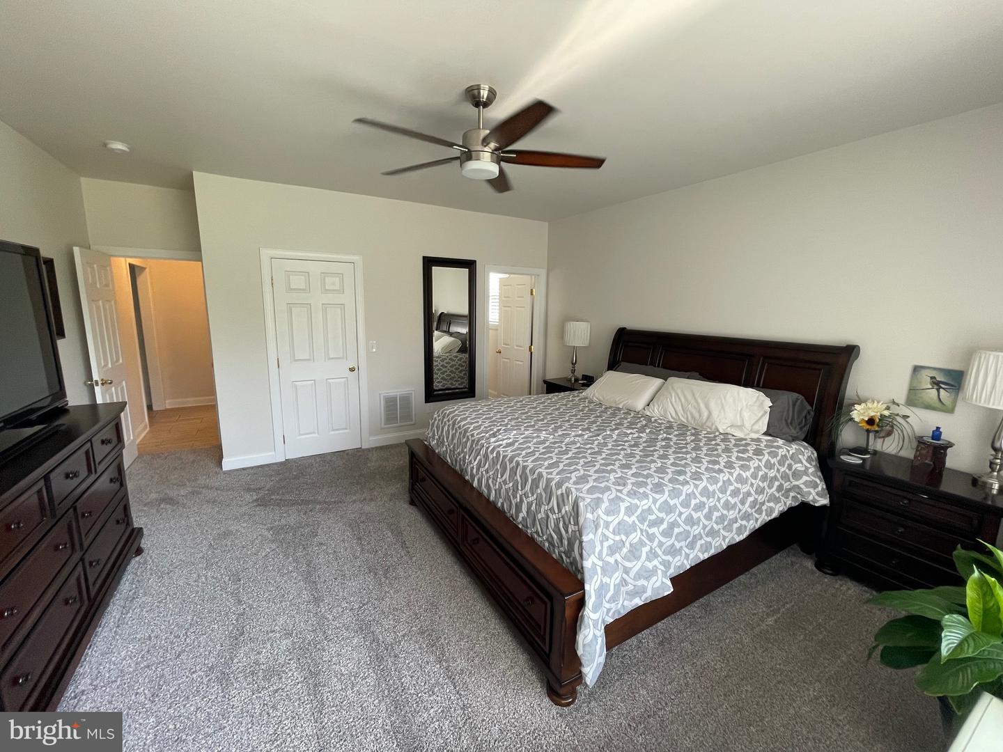 646 Roberts Station Rd
