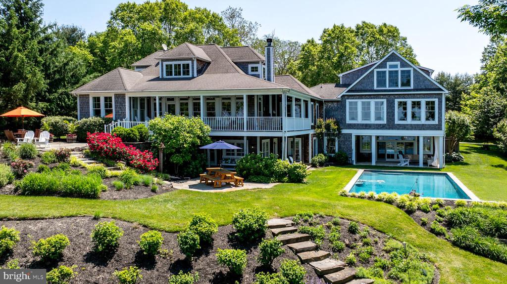 220 Old Wharf Ln
