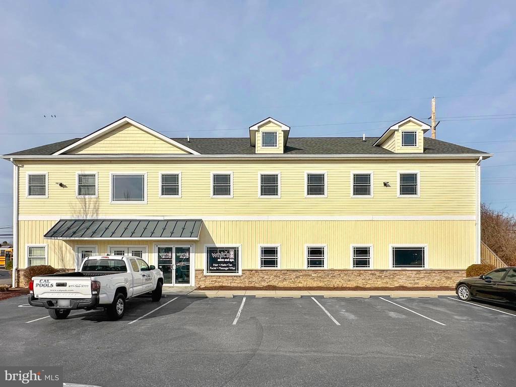232 Shopping Center Rd