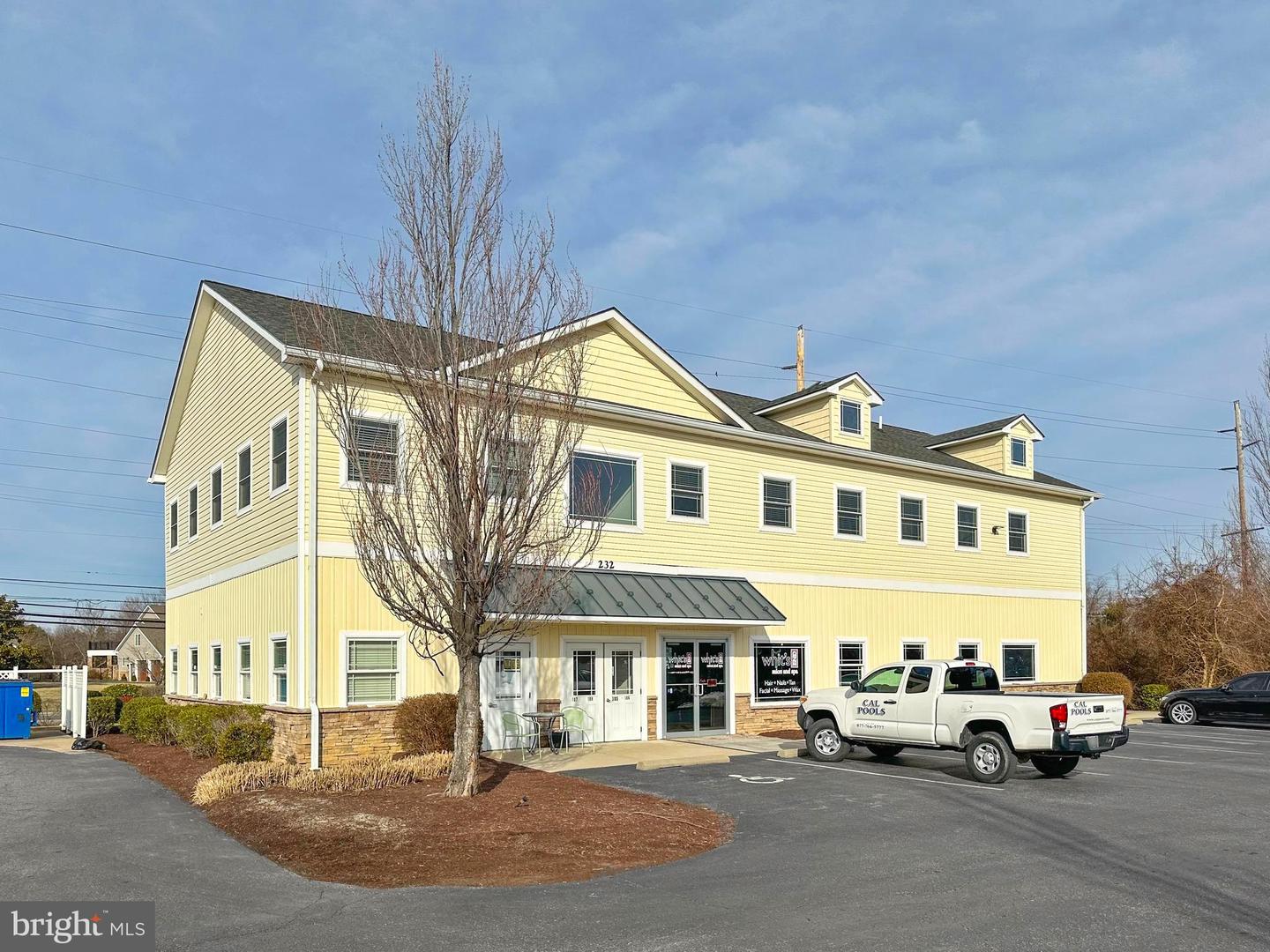 232 Shopping Center Rd