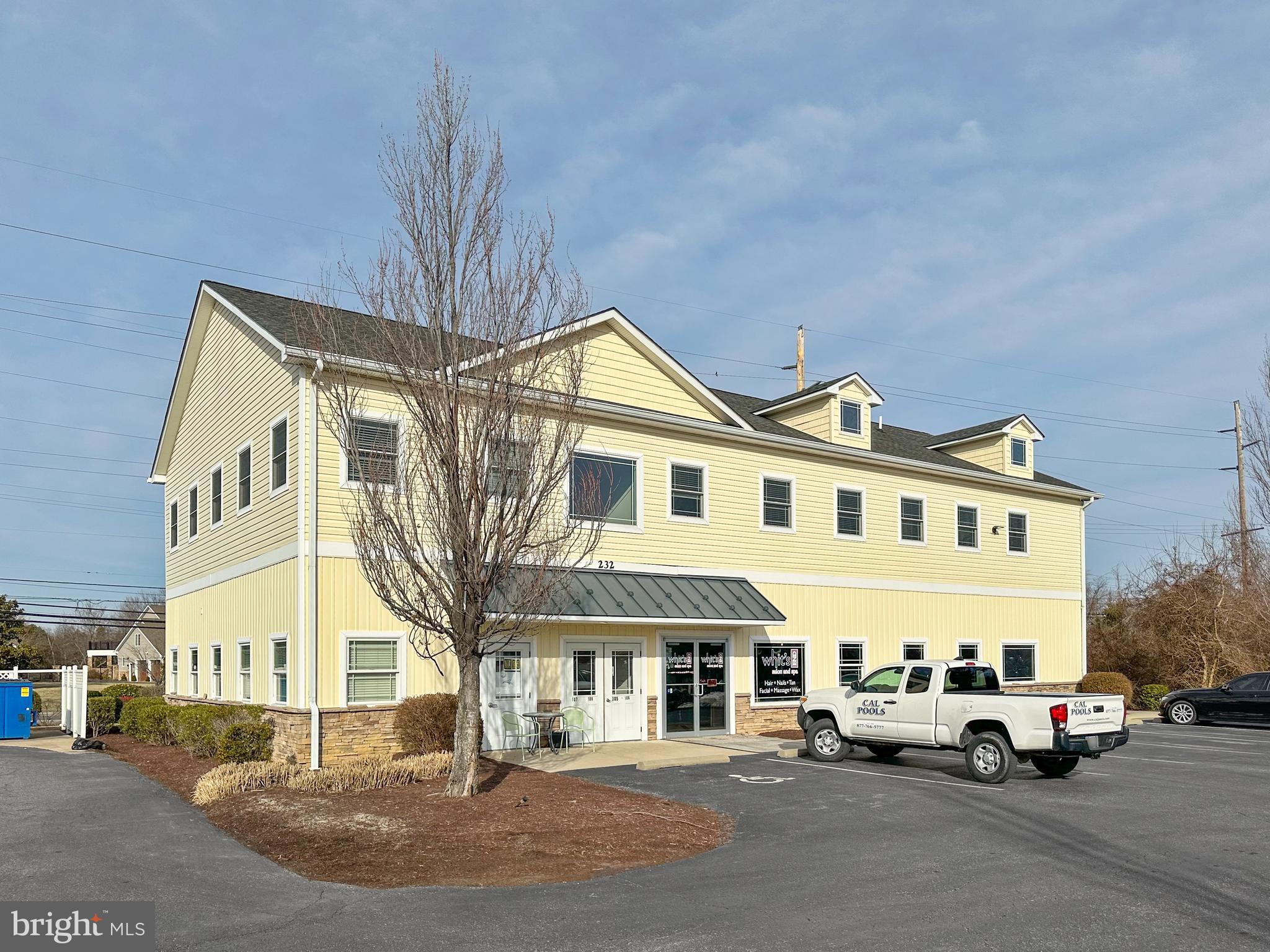 232 SHOPPING CENTER RD