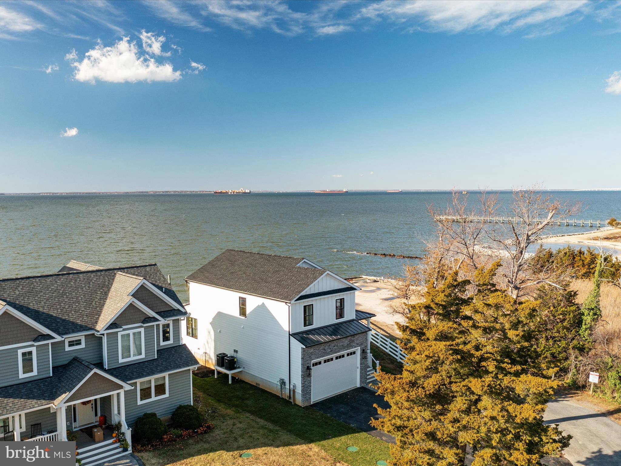 100 Beachside Dr