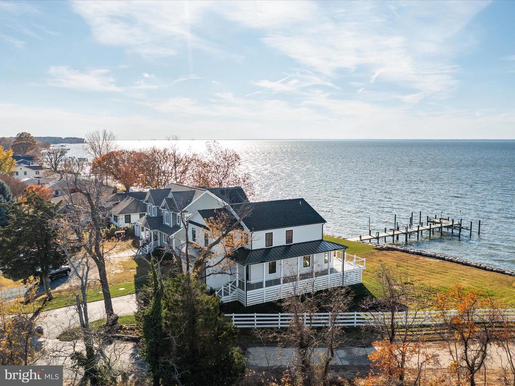 100 Beachside Dr