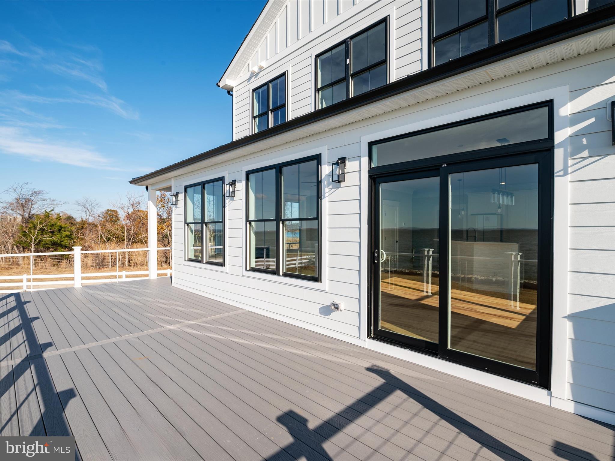 100 Beachside Dr