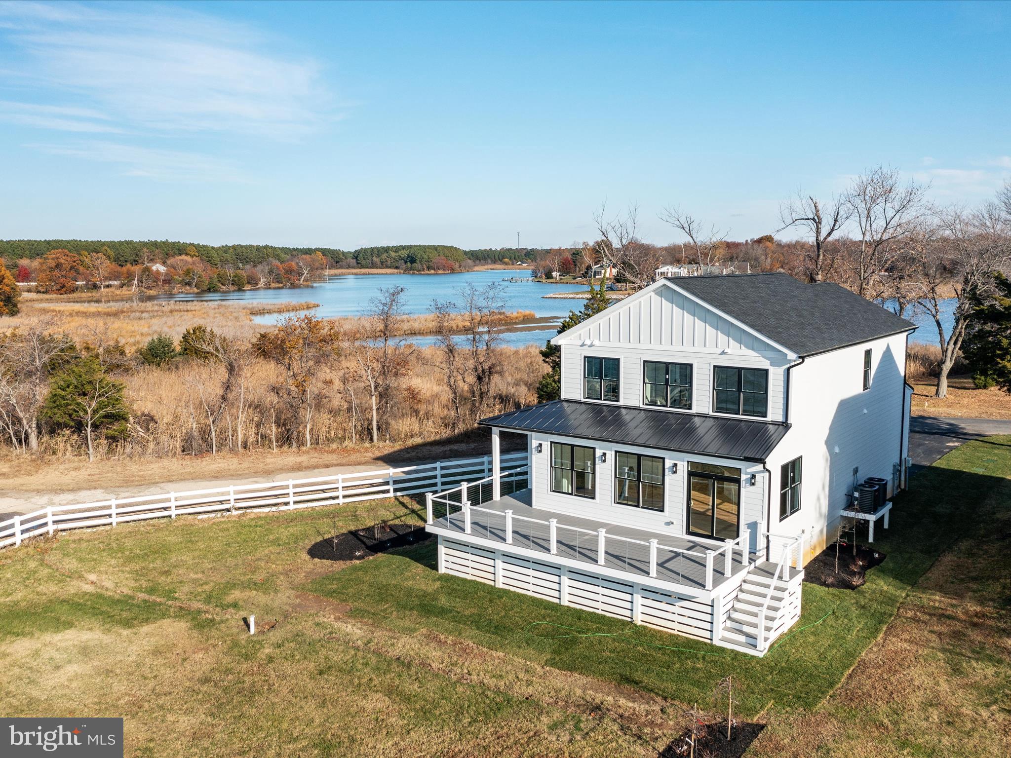 100 Beachside Dr