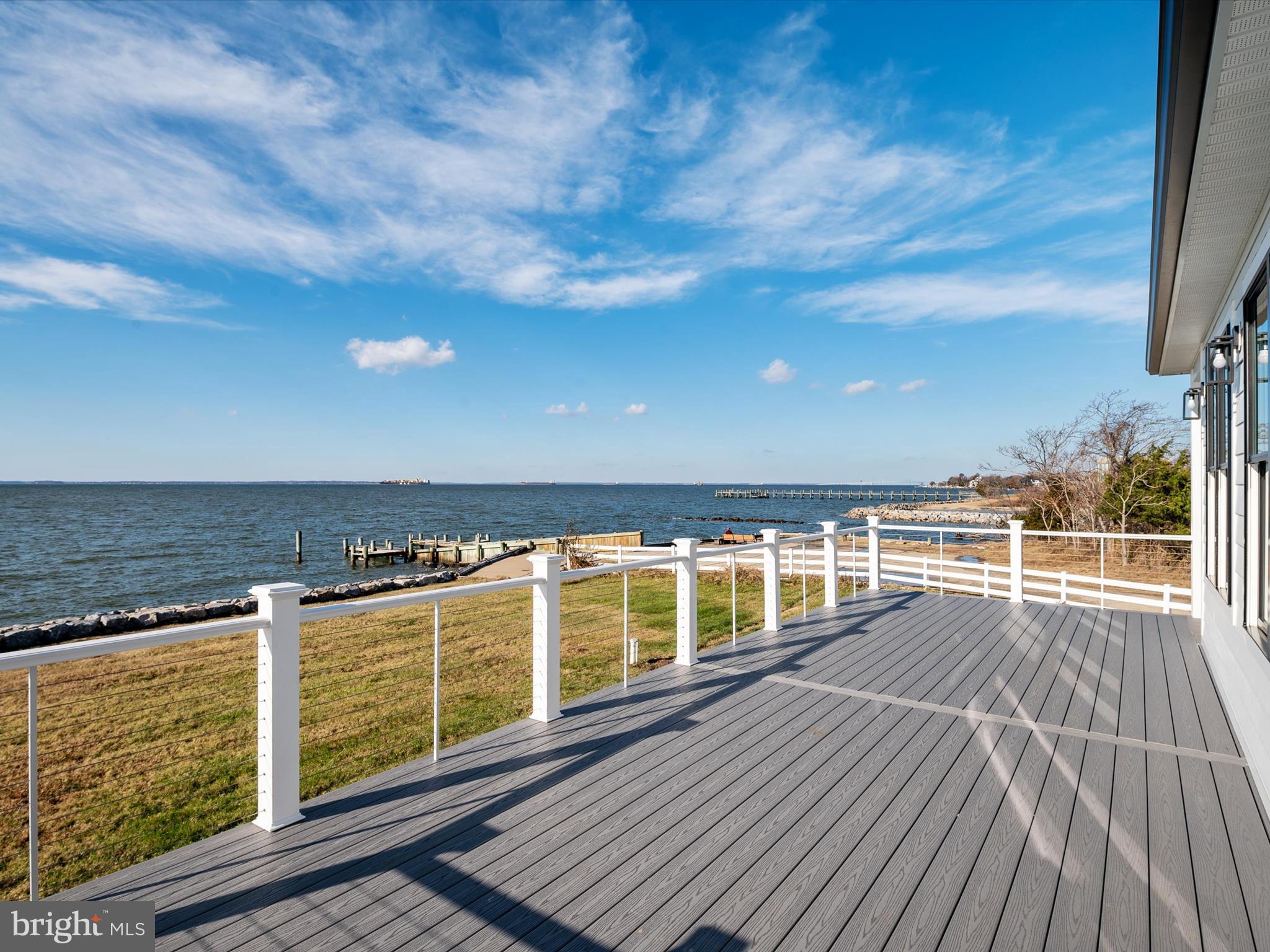 100 Beachside Dr