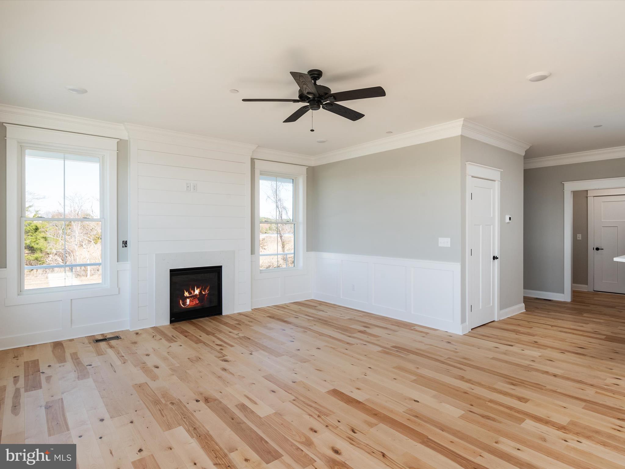 100 Beachside Dr