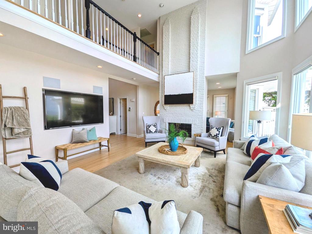 252 EARECKSON LANE