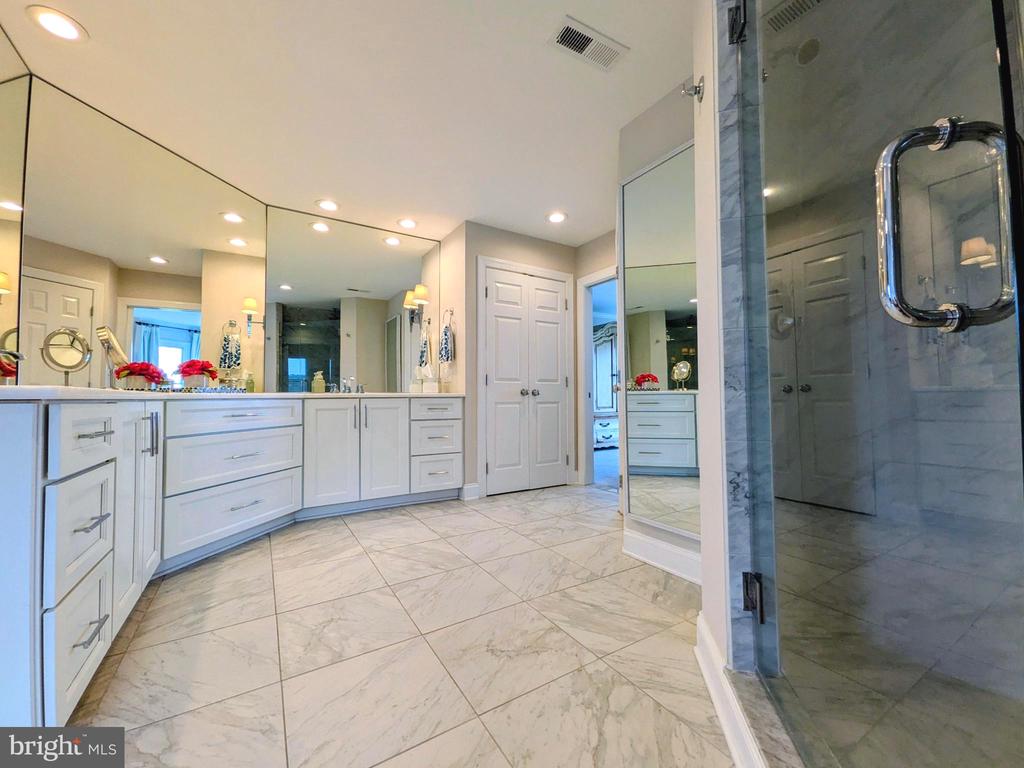 252 EARECKSON LANE
