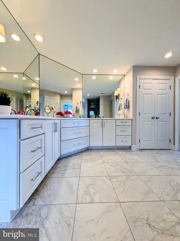 252 EARECKSON LANE