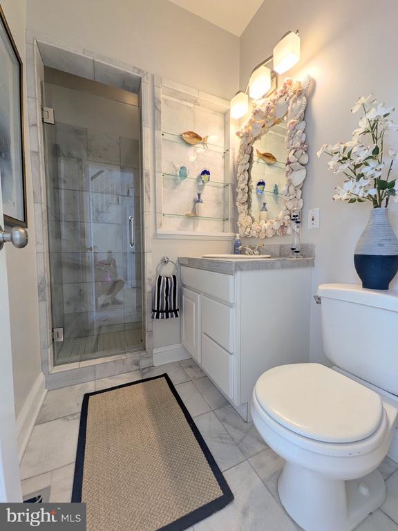 252 EARECKSON LANE