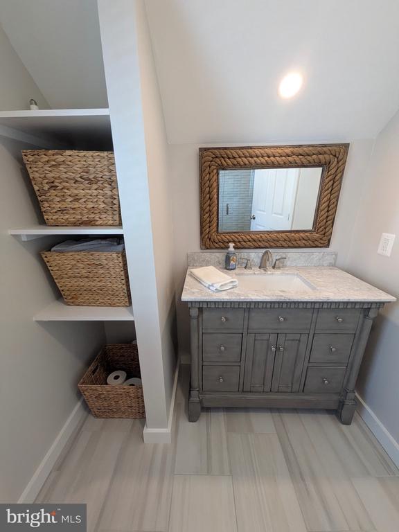 252 EARECKSON LANE