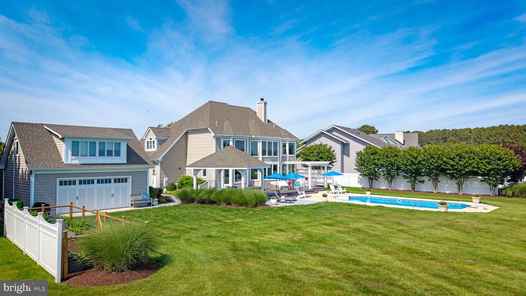 252 EARECKSON LANE