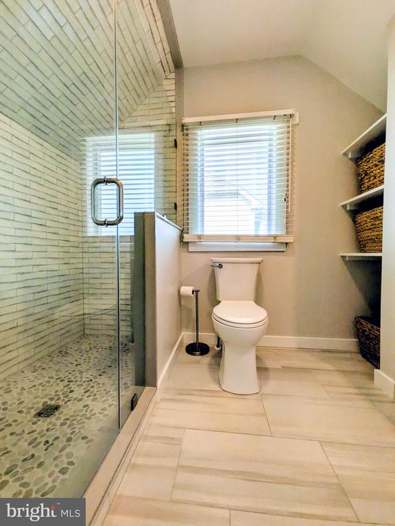 252 EARECKSON LANE