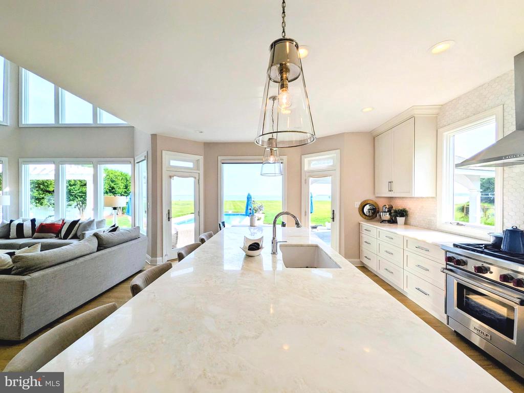 252 EARECKSON LANE